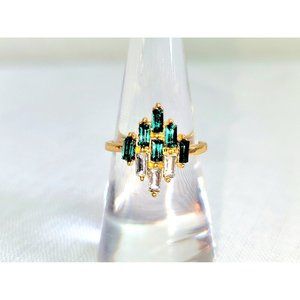 Vintage Gold Green Jewel & Cubic Zirconia Ring Size 6.5 Women's Jewelry